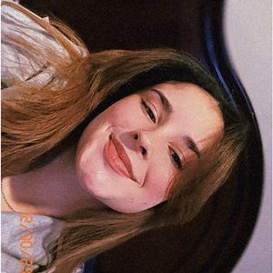 Meet your Posher, Iliana